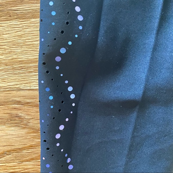 Ultracor Current Pixelation Leggings - Picture 5 of 9